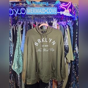 #0177 S/16 (Fits 2X) NWOT CCX CITY CHIC Olive Hoodie 27.5-29"ptp 27.5"Long SOFT!